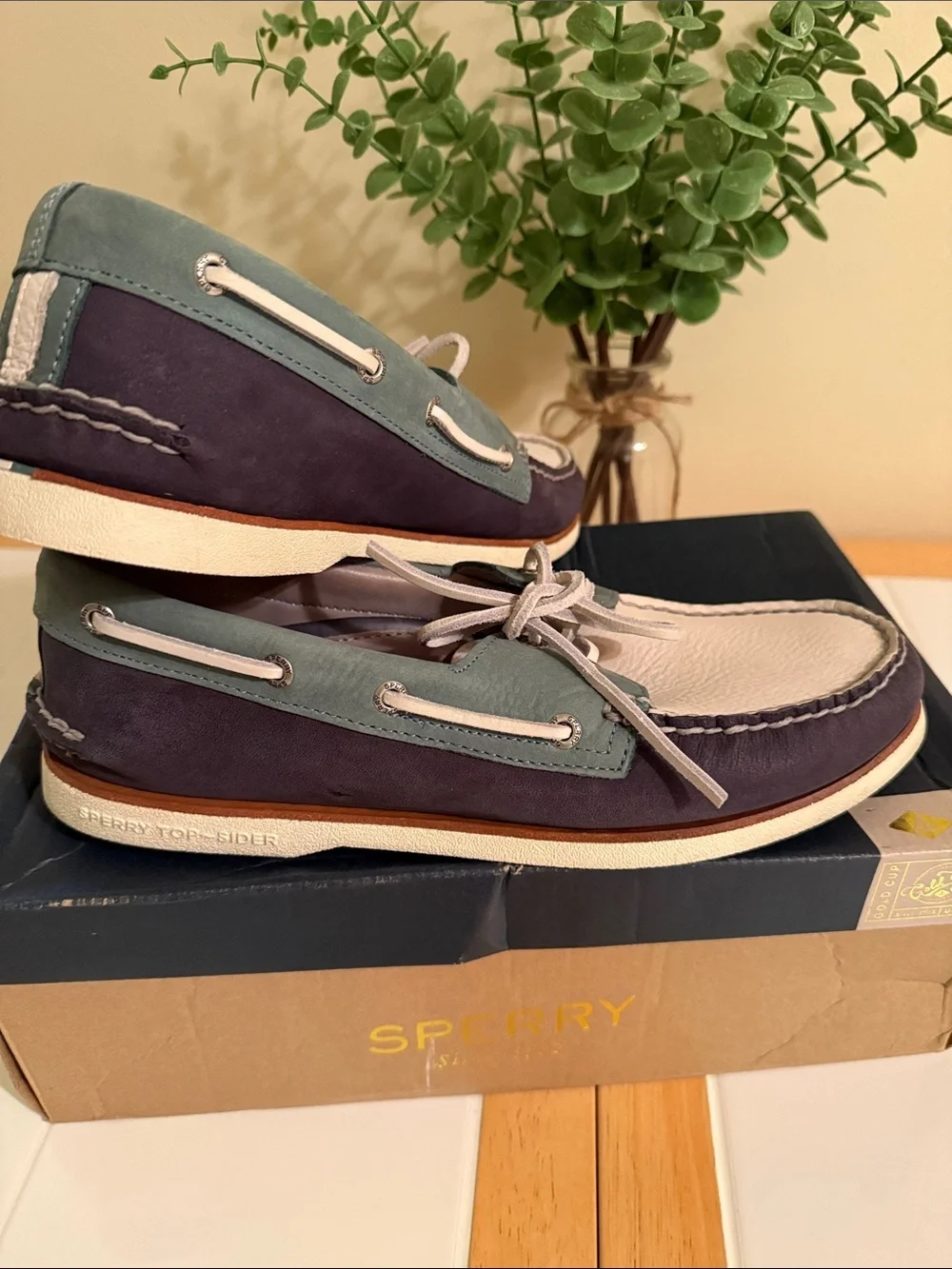 Sperry Men’s Gold Cup Collection Boat Shoes Navy/Reef/Ivory Lambskin Lined
